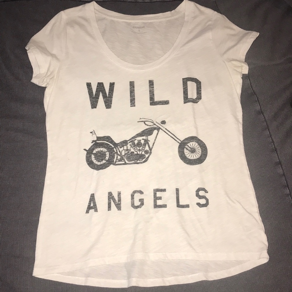 White swoop graphic tee